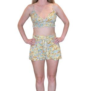 Lili Sidonio / Molly Bracken 2 Piece Outfit